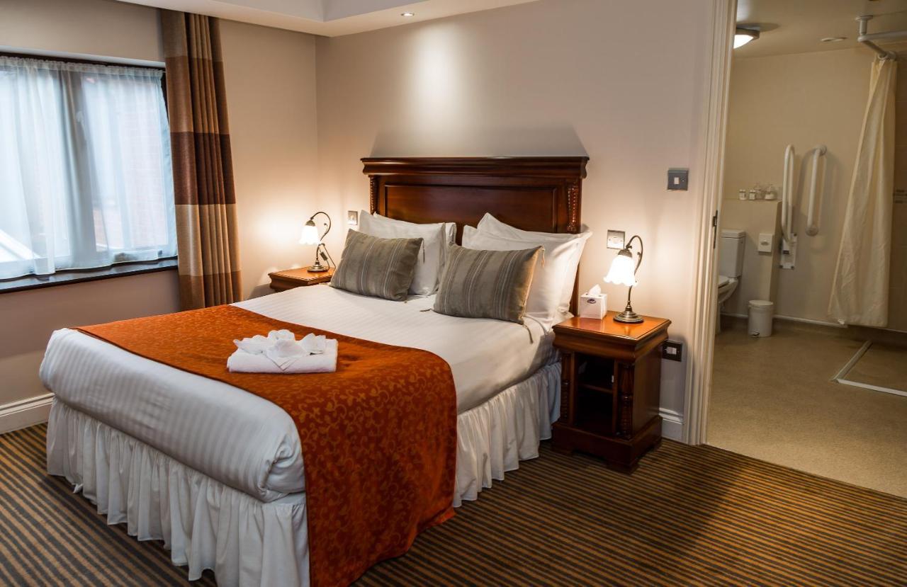 The Casa Hotel, Sure Hotel Collection By Best Western Yateley Eksteriør billede
