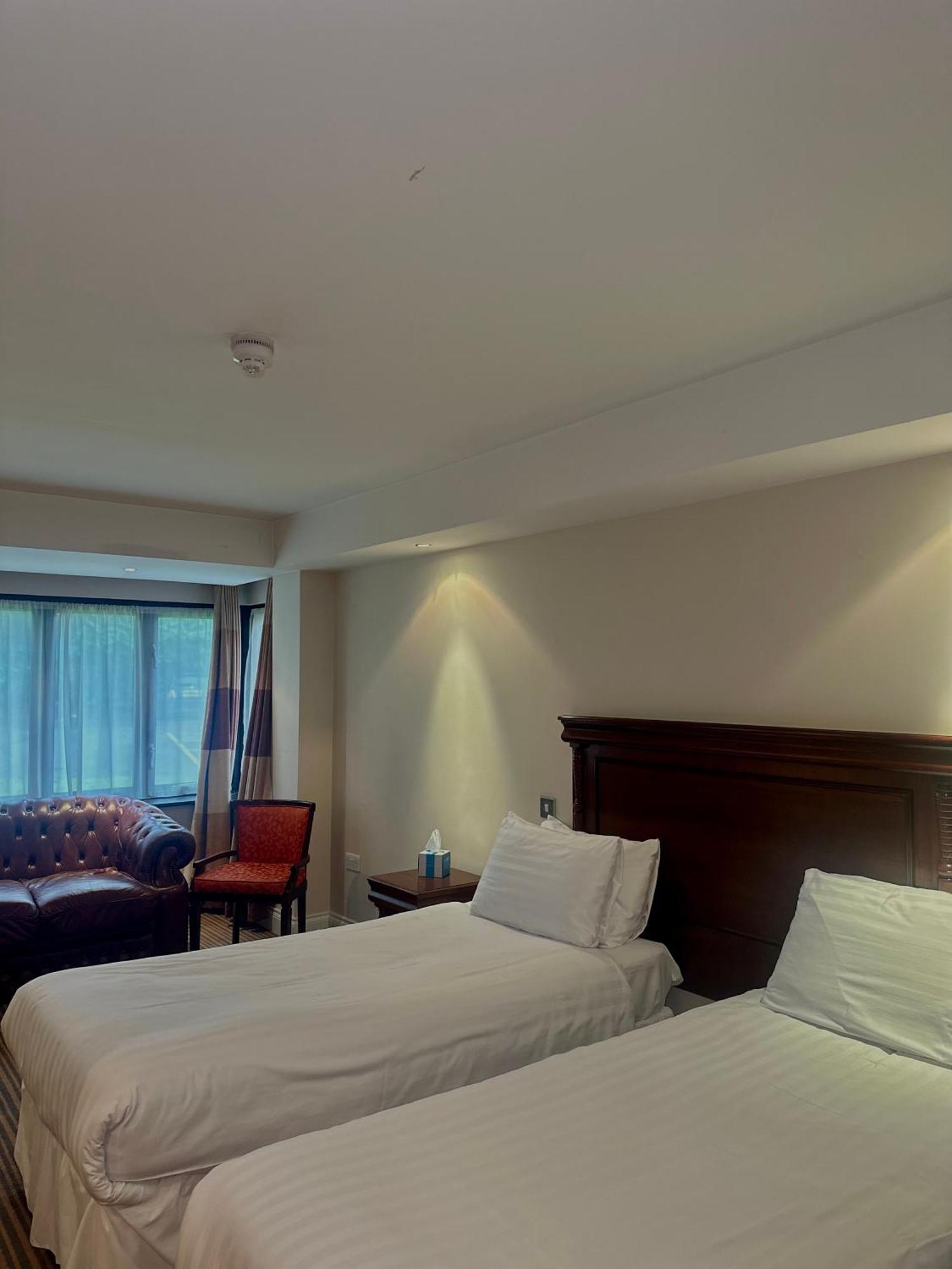 The Casa Hotel, Sure Hotel Collection By Best Western Yateley Eksteriør billede
