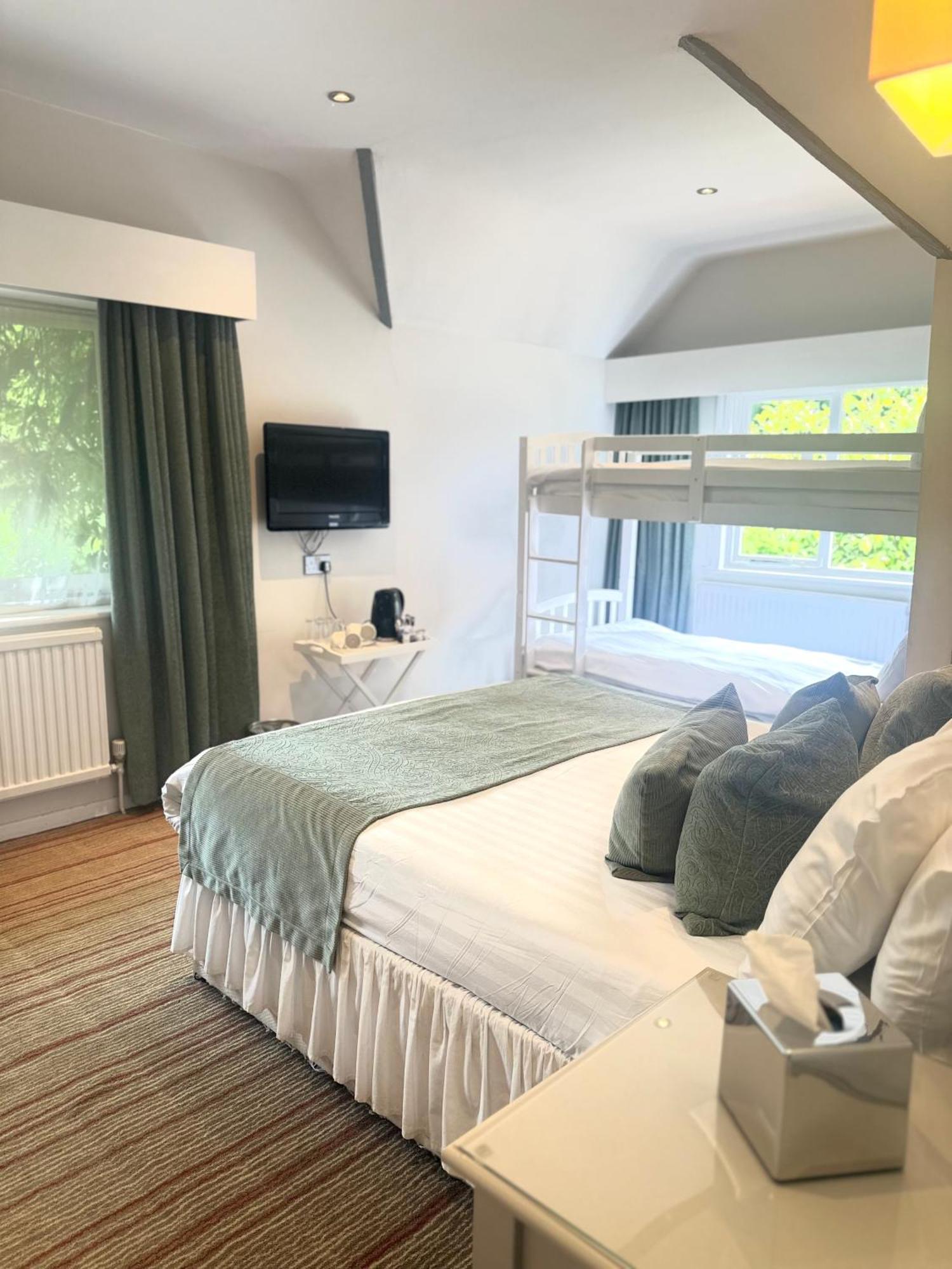 The Casa Hotel, Sure Hotel Collection By Best Western Yateley Eksteriør billede