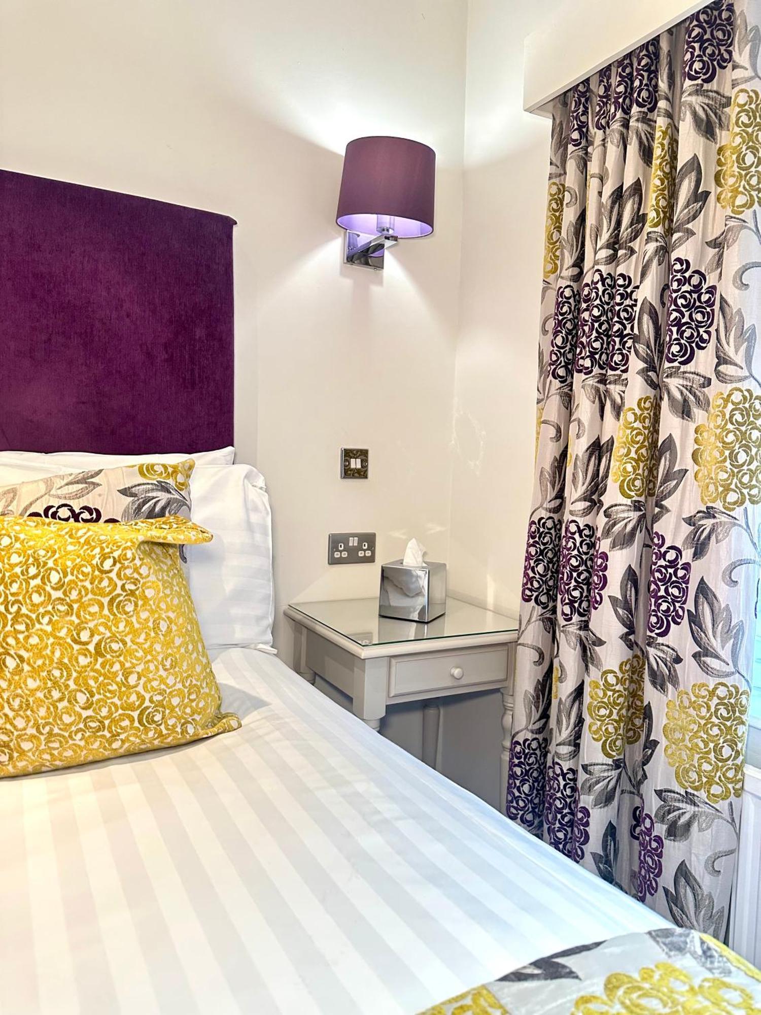 The Casa Hotel, Sure Hotel Collection By Best Western Yateley Eksteriør billede