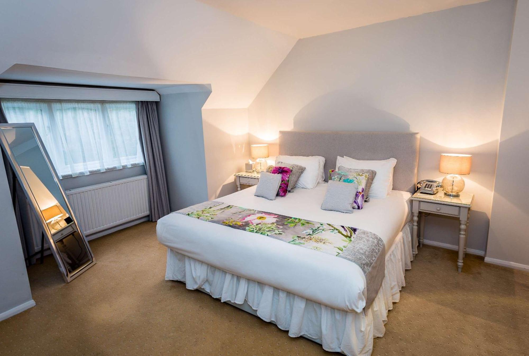 The Casa Hotel, Sure Hotel Collection By Best Western Yateley Eksteriør billede