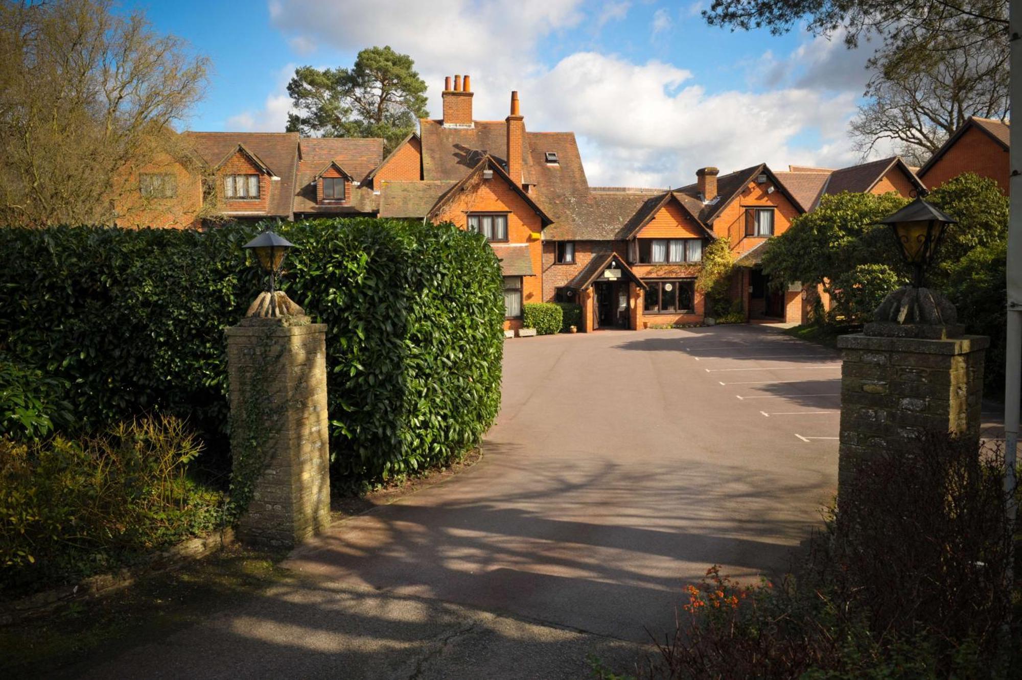 The Casa Hotel, Sure Hotel Collection By Best Western Yateley Eksteriør billede