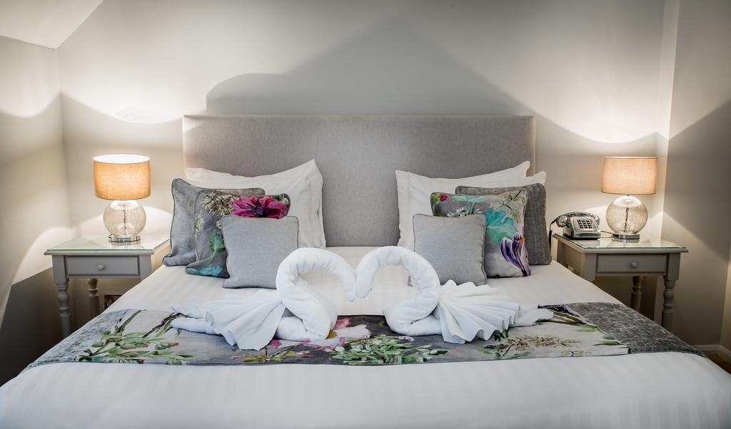 The Casa Hotel, Sure Hotel Collection By Best Western Yateley Eksteriør billede