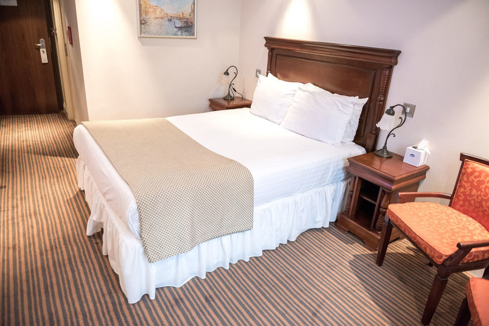 The Casa Hotel, Sure Hotel Collection By Best Western Yateley Eksteriør billede